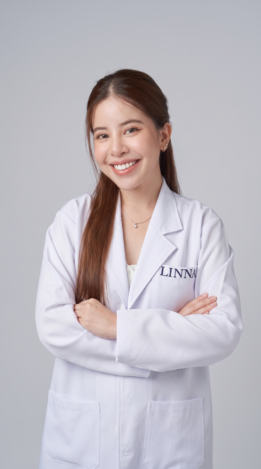 พญ.พฤษ์ไพลิน ตันติศิลปพงศ์