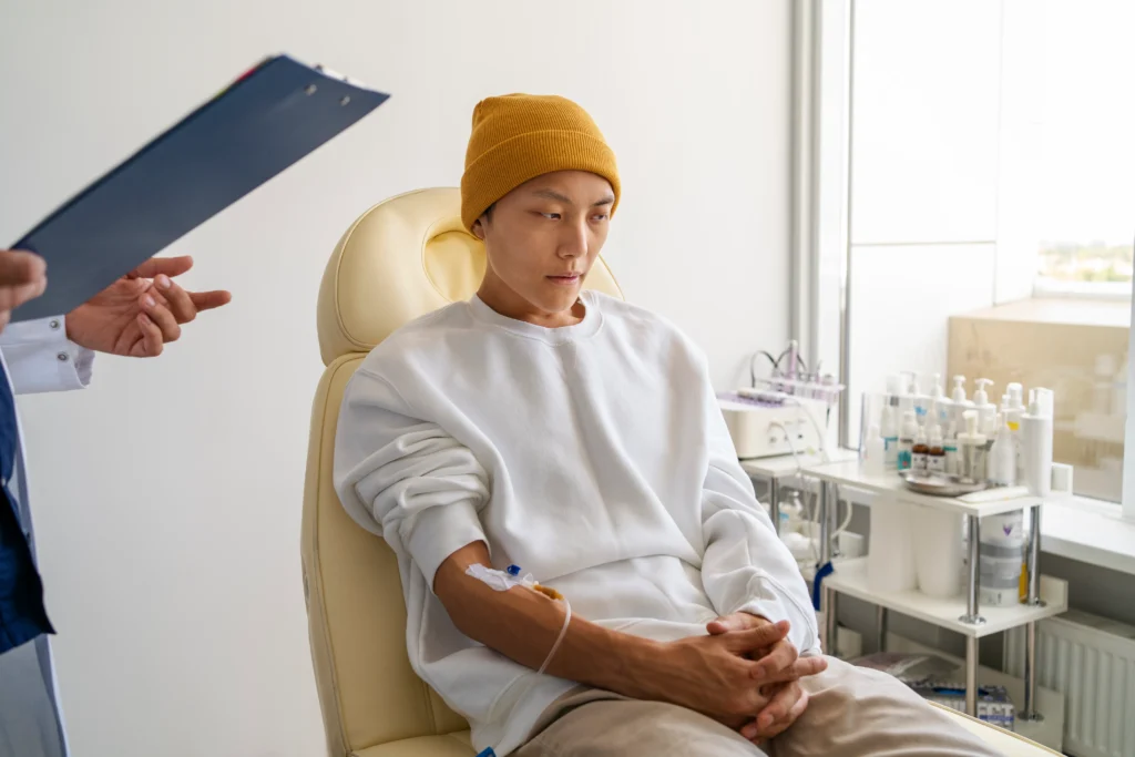 What Is CAR-T Cell Therapy? Can It Really Treat Cancer, Who Is It Suitable For, and What Should You Know Before Treatment?