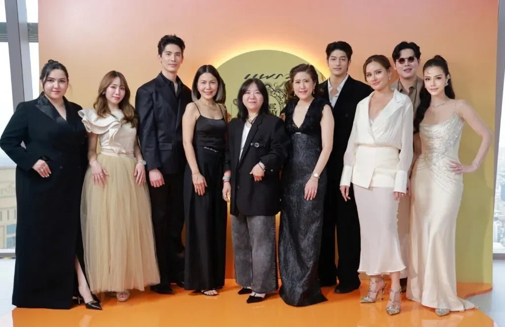 LINNA Clinic คว้า 2 รางวัลใหญ่จาก PRAEW ICONIC BEAUTY 2025 การันตีความเป็นผู้นำด้าน HIFU 4 ปีซ้อน!!