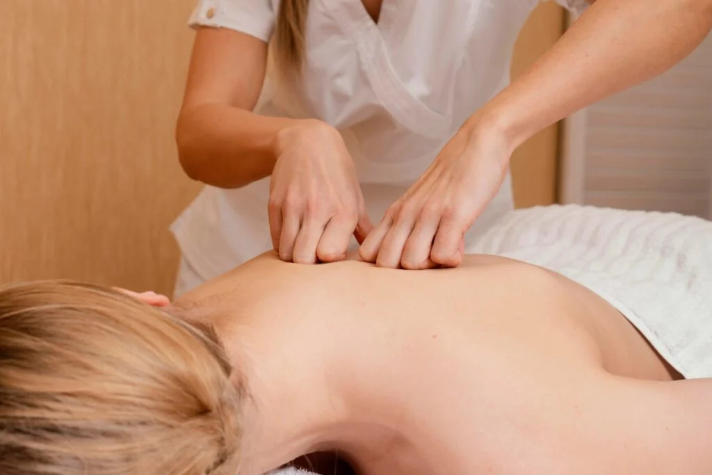 What Is Lymphatic Drainage? What Can It Help With, and What Should You Know Before Deciding to Have It Done?