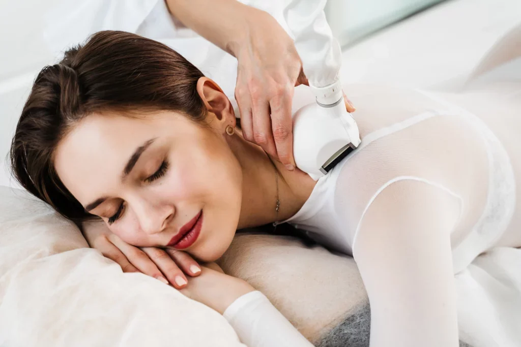 What Is Lymphatic Drainage? What Can It Help With, and What Should You Know Before Deciding to Have It Done?