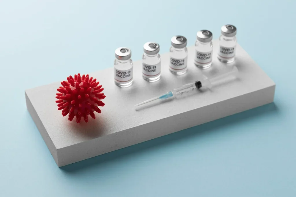 โปรตีนหนาม (Spike Protein) คืออะไร? อาการและผลข้างเคียงที่ควรรู้